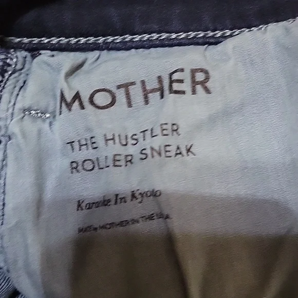 Mother The Hustler Roller Sneak Jeans in Karaoke In Kyoto - Picture 8 of 8